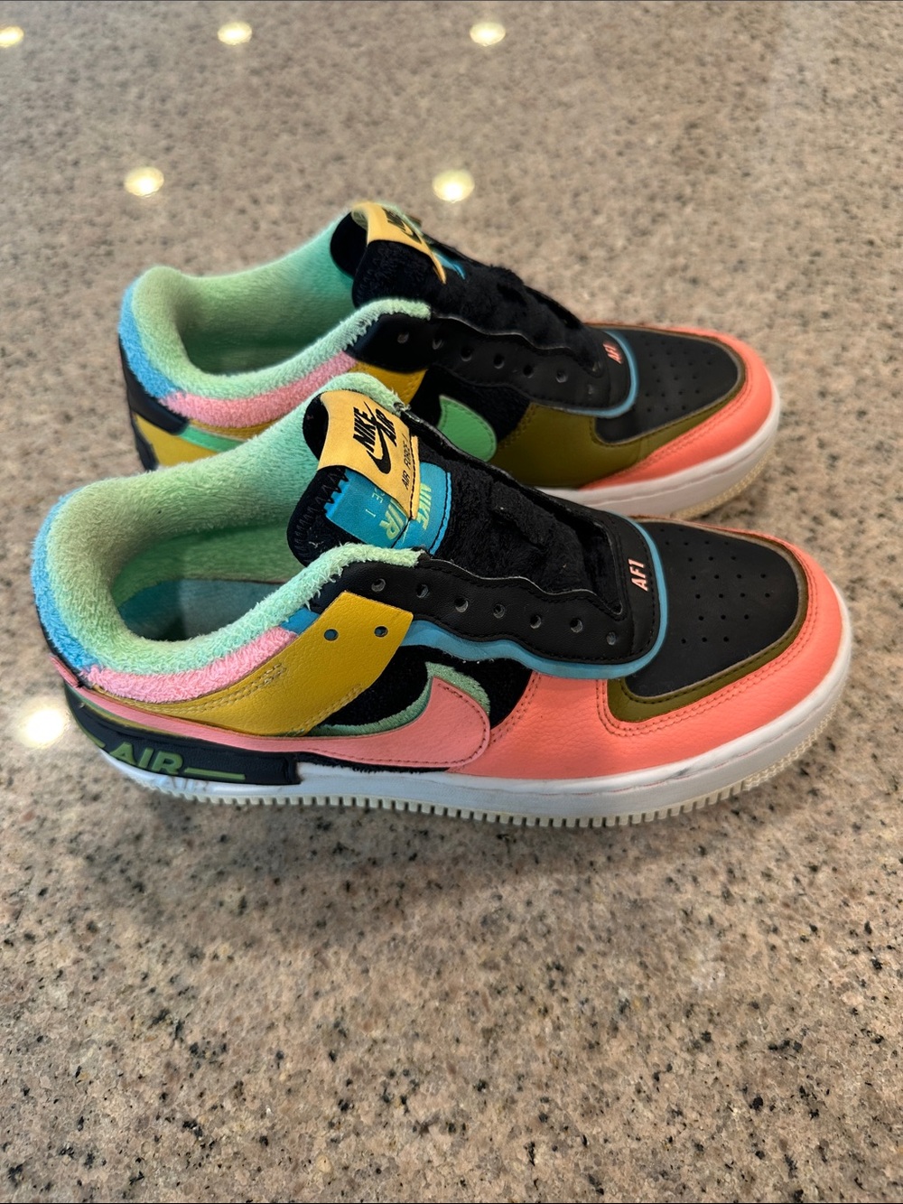 Nike Air Force 1 Shadow SE 'Solar Flare Atomic Pink' (women)